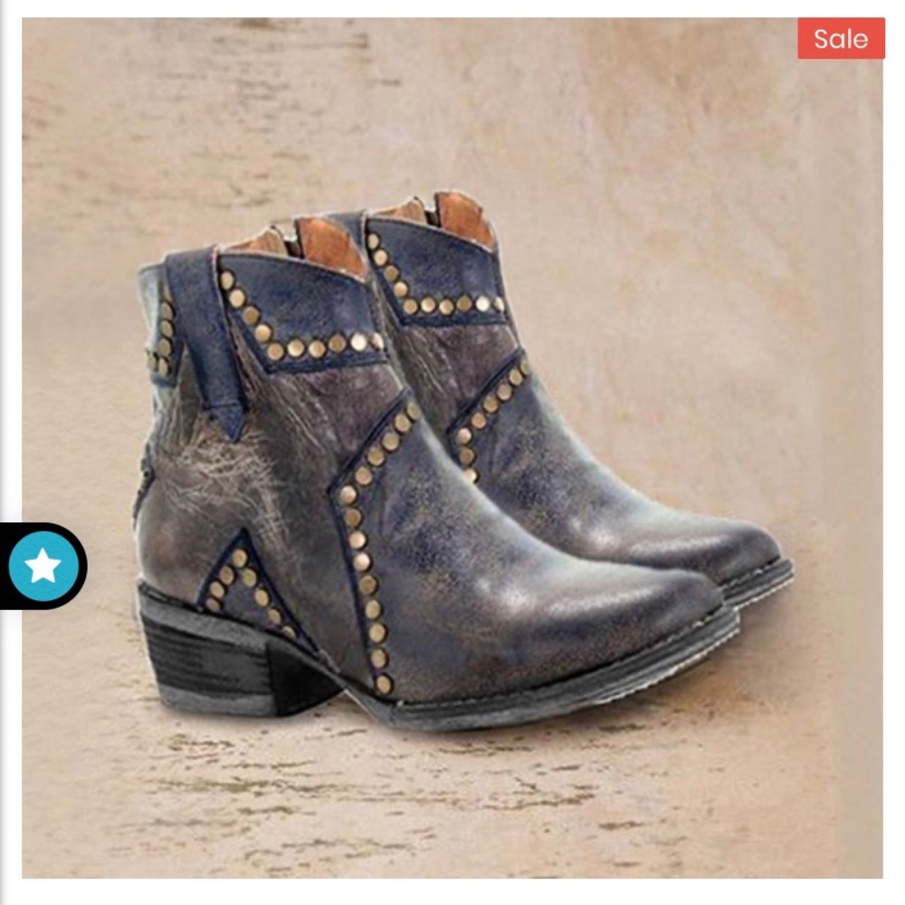 distressed star booties